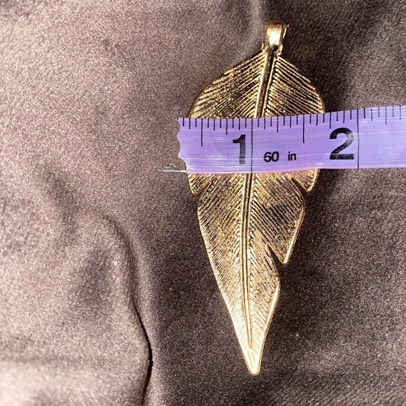 18k brushed gold  tone plated leaf pendant - Picture 6 of 9